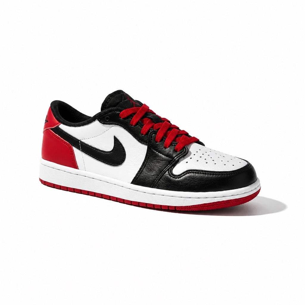 Jordan 1 Retro Low OG Black Toe (2023)