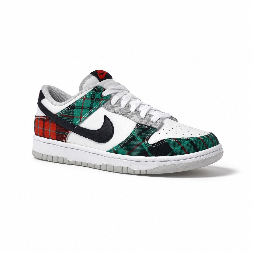 NIKE DUNK LOW TARTAN PLAID