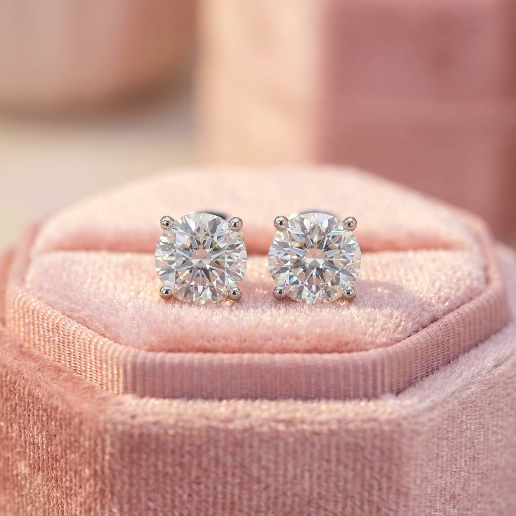 STUDS CLASSIC FOUR PRONG LAB DIAMOND 7.5MM
